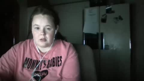 Snapshot of curvyplayday chatting on September 19, 7:01 am dahlia -kim online show from September 19, 7:01 am