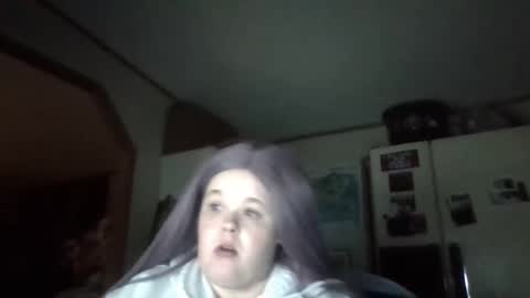 Snapshot of curvyplayday chatting on February 13, 2:45 am dahlia -kim online show from February 13, 2:45 am