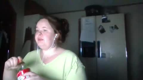Snapshot of curvyplayday chatting on October 5, 7:06 am dahlia -kim online show from October 5, 7:06 am