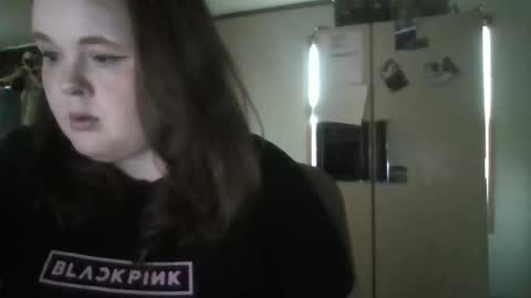 Snapshot of curvyplayday chatting on October 12, 10:44 pm dahlia -kim online show from October 12, 10:44 pm