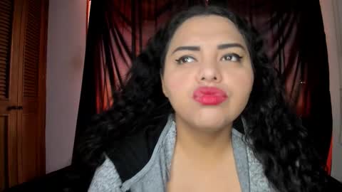 Snapshot of curvypornxxx chatting on September 26, 10:56 am curvypornxxx online show from September 26, 10:56 am