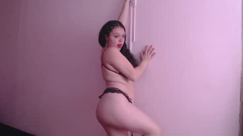 Snapshot of cute_angel_1 chatting on February 20, 5:44 am cute_angel_1 online show from February 20, 5:44 am