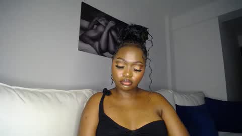 Liya online show from March 6, 6:37 pm