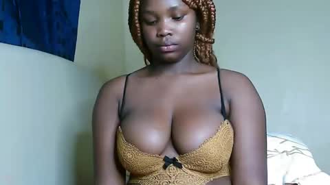 Snapshot of cute_beb2 chatting on February 10, 10:53 am V EE online show from February 10, 10:53 am