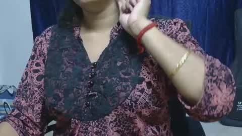 Snapshot of cute_kashmira99 chatting on September 13, 10:39 am kashmira online show from September 13, 10:39 am