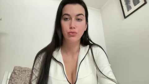 cute_kriss94 online show from January 11, 1:06 pm