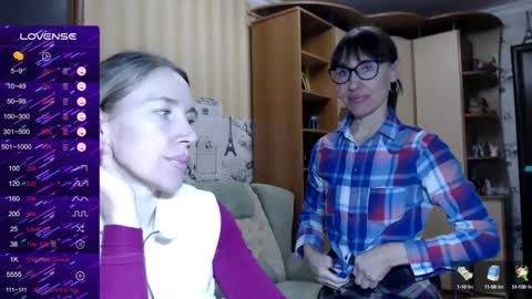 Snapshot of cute_lion_ chatting on February 2, 12:35 pm cute_lion_ online show from February 2, 12:35 pm