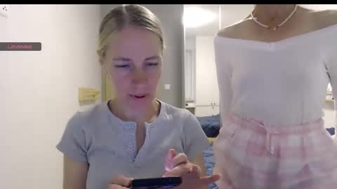 Snapshot of cute_lion_ chatting on October 3, 4:15 pm cute_lion_ online show from October 3, 4:15 pm