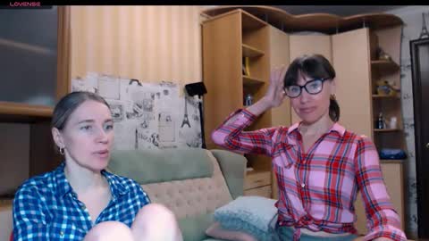 cute_lion_ online show from February 26, 1:58 pm