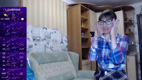 Snapshot of cute_lion_ chatting on February 17, 11:34 am cute_lion_ online show from February 17, 11:34 am