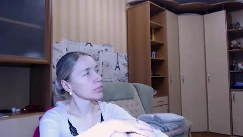 cute_lion_ online show from March 22, 2:54 pm