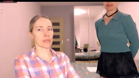 cute_lion_ online show from February 8, 4:43 pm