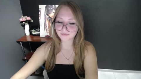 Veronica online show from September 18, 8:29 am