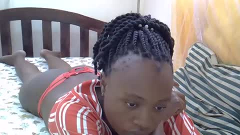 cute_savanna online show from February 8, 9:35 am