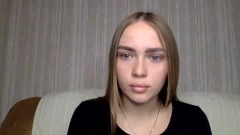 cute_shy06 online show from November 19, 6:18 pm