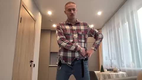 cute_skywalker online show from December 21, 10:21 am