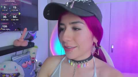 katalinda montt online show from September 19, 8:01 pm