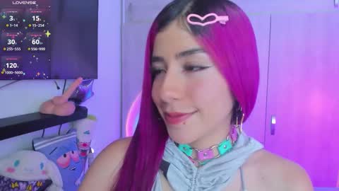 katalinda montt online show from September 16, 6:44 pm