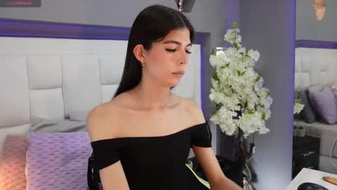Snapshot of cutearii chatting on October 5, 8:05 pm CuteArii online show from October 5, 8:05 pm