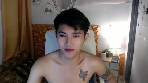 Snapshot of cuteasiancock98 chatting on February 25, 11:54 am Steph online show from February 25, 11:54 am