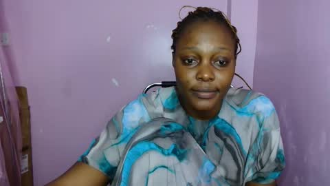 cutebuu online show from January 12, 7:43 pm