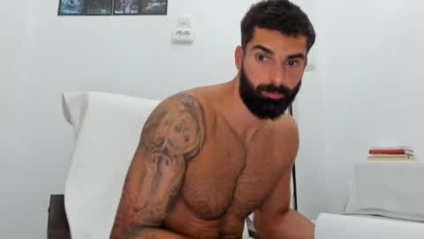 cuteeboy online show from September 29, 12:04 pm