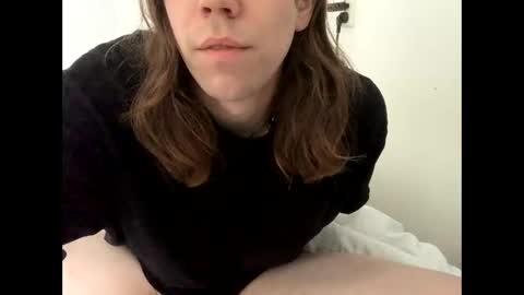 Snapshot of cuteguy6668889 chatting on February 28, 4:10 pm Cutegoth online show from February 28, 4:10 pm