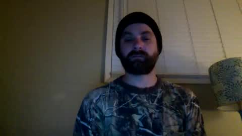 cutehungboi online show from April 19, 4:57 am