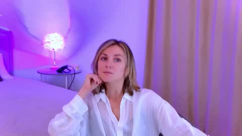 cutemirage online show from November 6, 2:42 pm