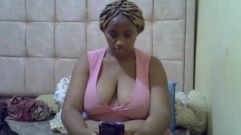 cutestebony1 online show from October 18, 10:41 am