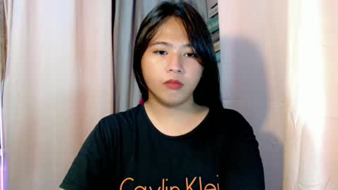 cute online show from February 15, 7:51 am