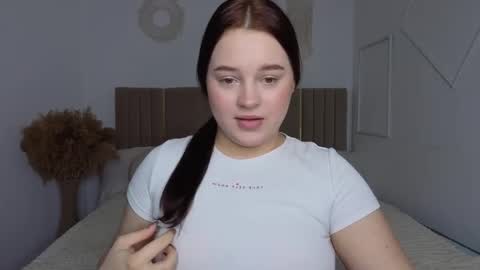 Nika  online show from February 7, 4:10 pm