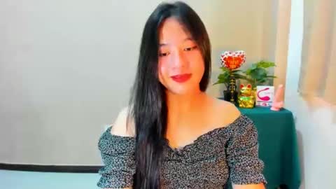 Snapshot of cutie_asianwoman chatting on September 28, 8:01 am cutie_asianwoman online show from September 28, 8:01 am