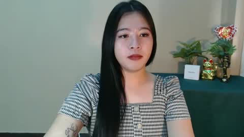 Snapshot of cutie_asianwoman chatting on March 11, 6:30 am cutie_asianwoman online show from March 11, 6:30 am
