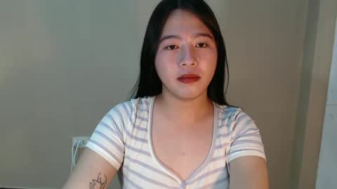 Snapshot of cutie_asianwoman chatting on February 27, 4:02 am cutie_asianwoman online show from February 27, 4:02 am