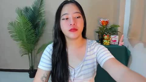 Snapshot of cutie_asianwoman chatting on September 17, 7:34 am cutie_asianwoman online show from September 17, 7:34 am