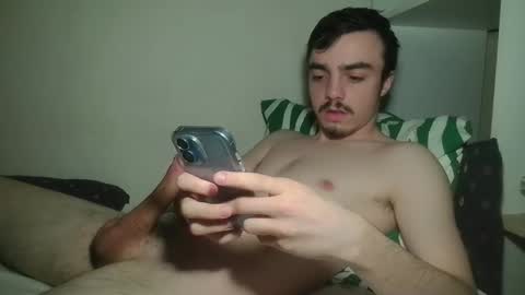 cutie garlix online show from April 14, 9:29 pm