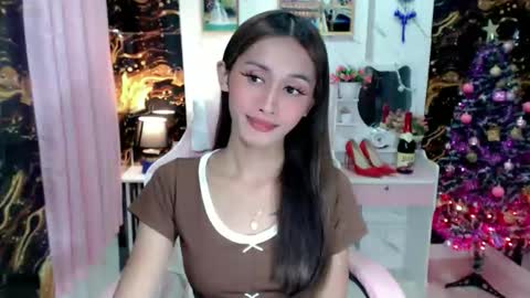 Snapshot of cutie_mitcha chatting on October 17, 12:09 pm cutie_mitcha online show from October 17, 12:09 pm