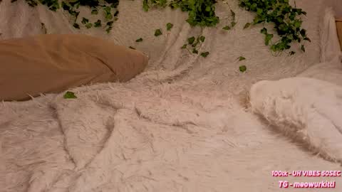 Chloe online show from September 22, 8:46 pm