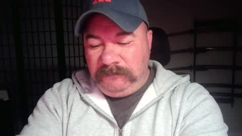 Bubba Bull online show from December 17, 6:42 am