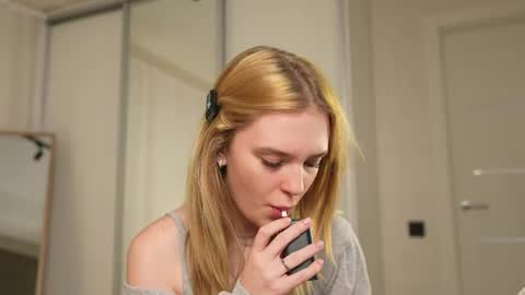 Snapshot of cyberheart_ chatting on September 14, 5:14 pm EMILY online show from September 14, 5:14 pm