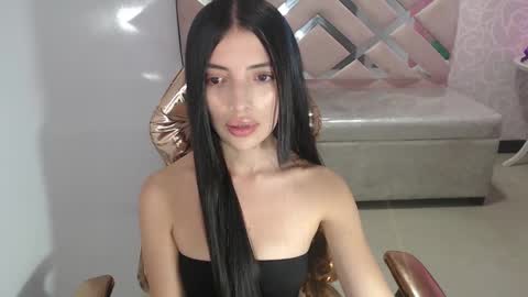 Snapshot of cynthia_ch chatting on October 1, 3:49 am CINTIA ARAUJO online show from October 1, 3:49 am