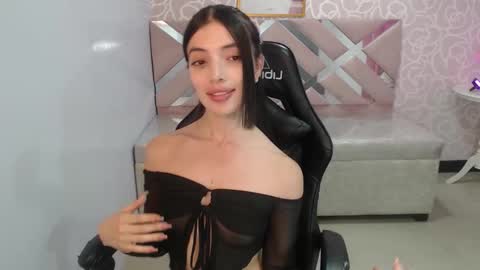Snapshot of cynthia_ch chatting on October 7, 3:24 am CINTIA ARAUJO online show from October 7, 3:24 am