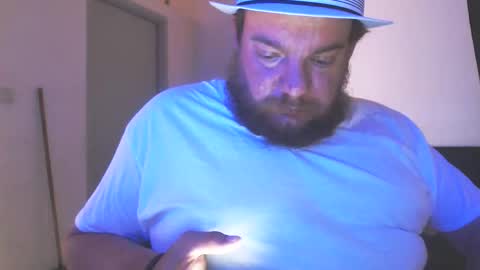 Cyrilhot88 online show from April 22, 11:39 am