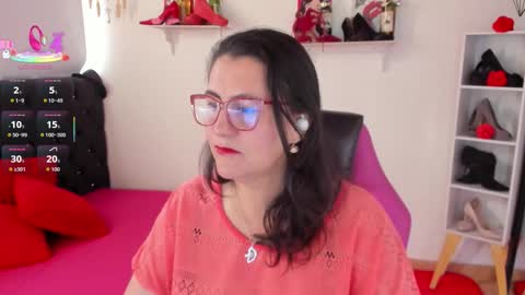 Mia  online show from September 11, 12:28 pm