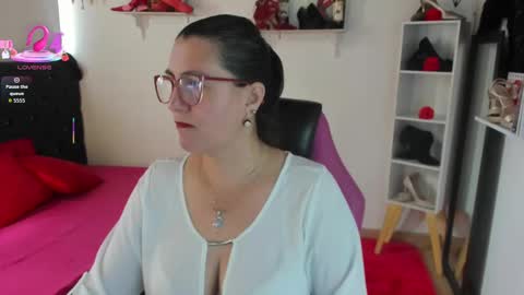 Mia  online show from September 12, 2:41 pm