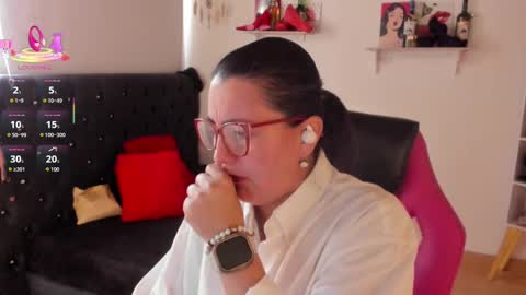 Mia  online show from September 22, 1:26 pm