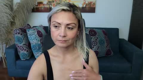 Dacota online show from February 15, 2:15 am