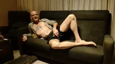 dacult69 online show from December 4, 8:08 pm