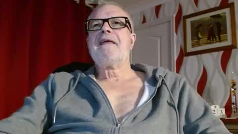 Brian ... online show from April 23, 8:10 pm